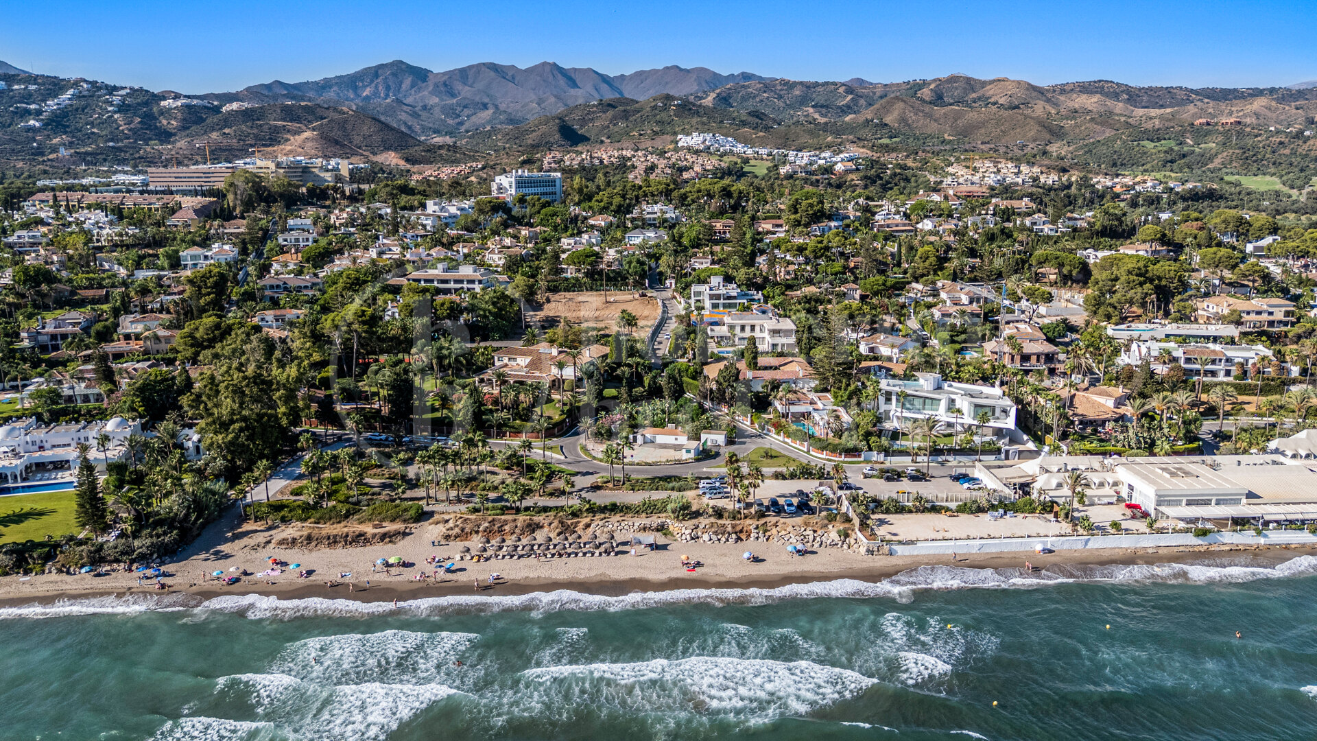 Casa del Mar – Beachside Villa in Marbella East