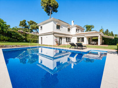 Casa del Mar – Beachside Villa in Marbella East