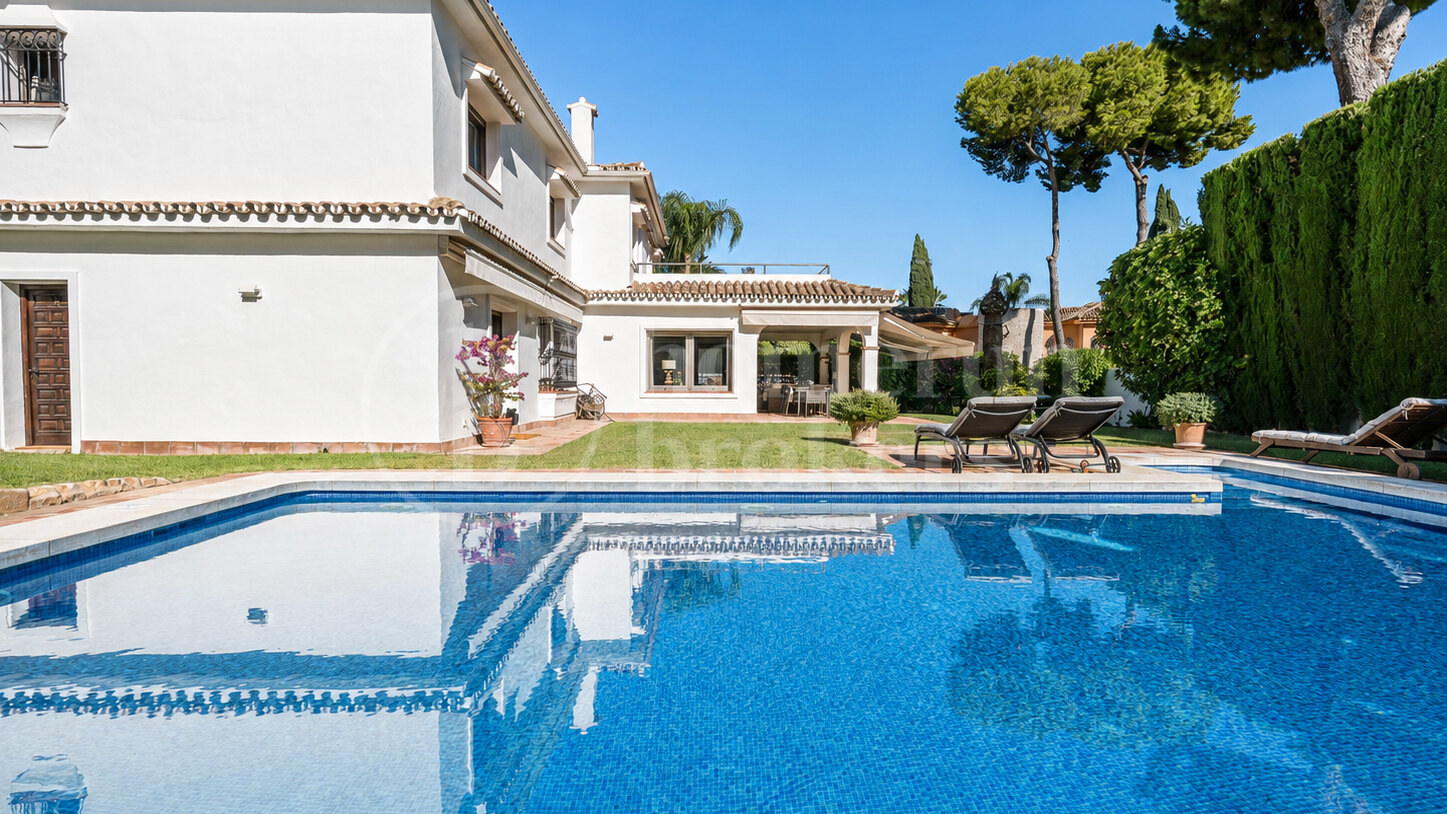 Casa del Mar – Beachside Villa in Marbella East