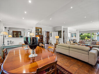 Casa del Mar – Beachside Villa in Marbella East