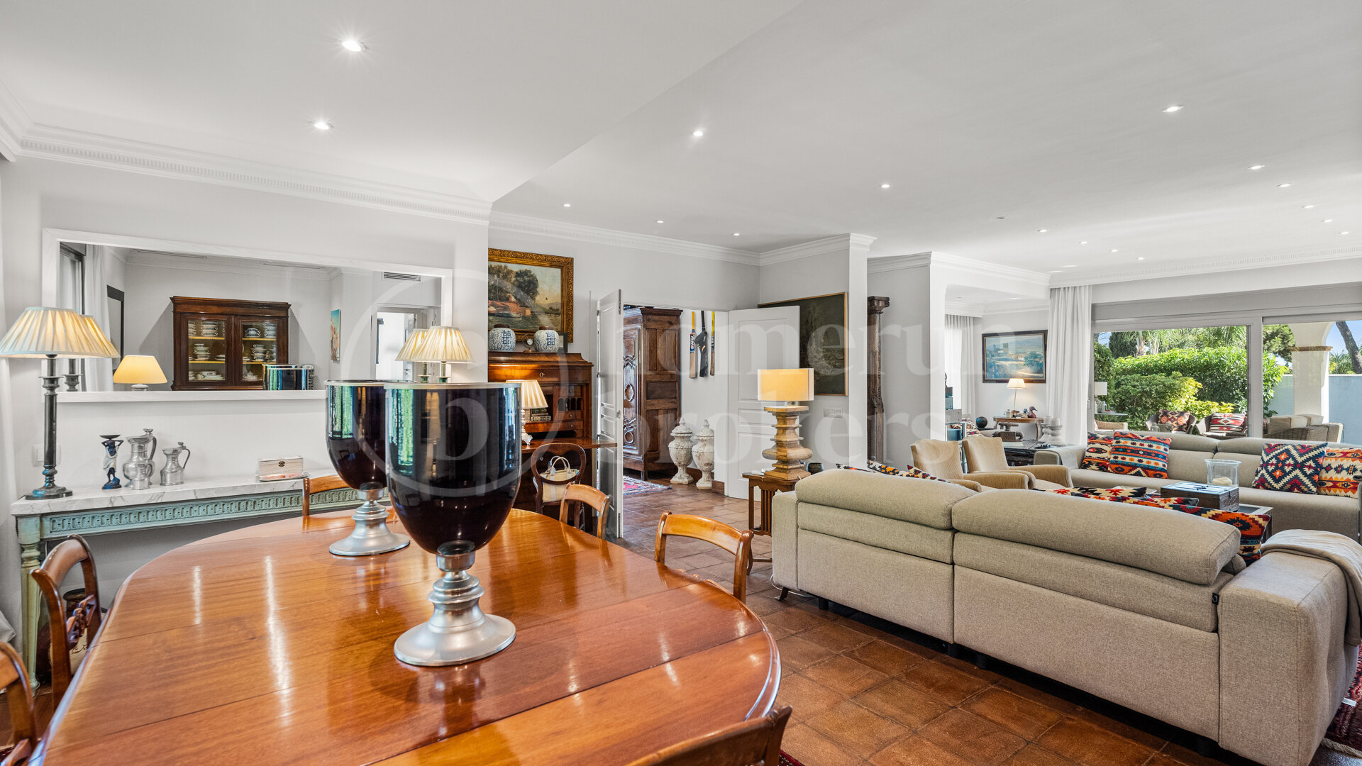 Casa del Mar – Beachside Villa in Marbella East