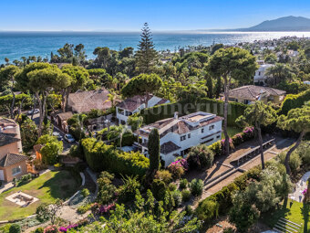 Casa del Mar – Beachside Villa in Marbella East