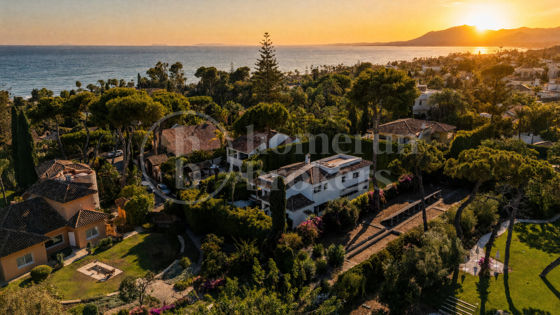 Casa del Mar – Beachside Villa in Marbella East