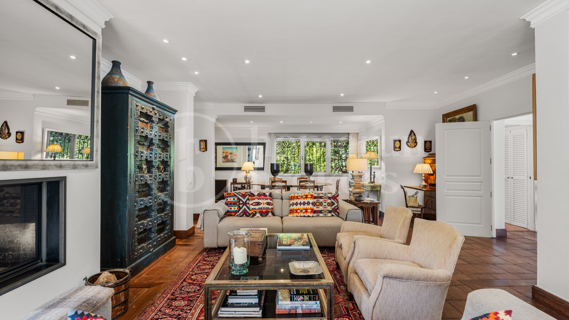 Casa del Mar – Beachside Villa in Marbella East