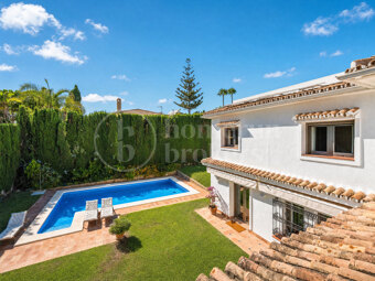 Casa del Mar – Beachside Villa in Marbella East