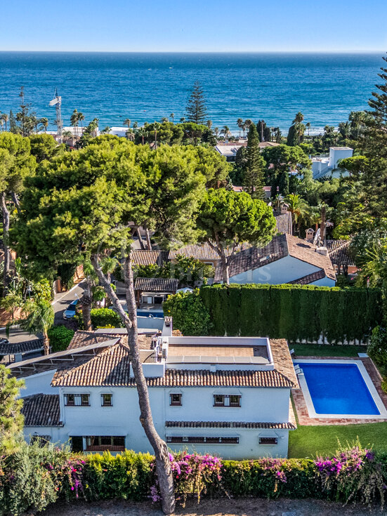 Casa del Mar – Beachside Villa in Marbella East