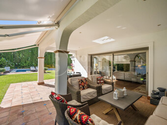 Casa del Mar – Beachside Villa in Marbella East