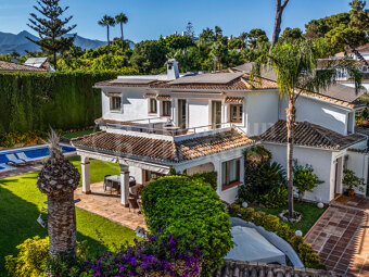 Casa del Mar – Beachside Villa in Marbella East