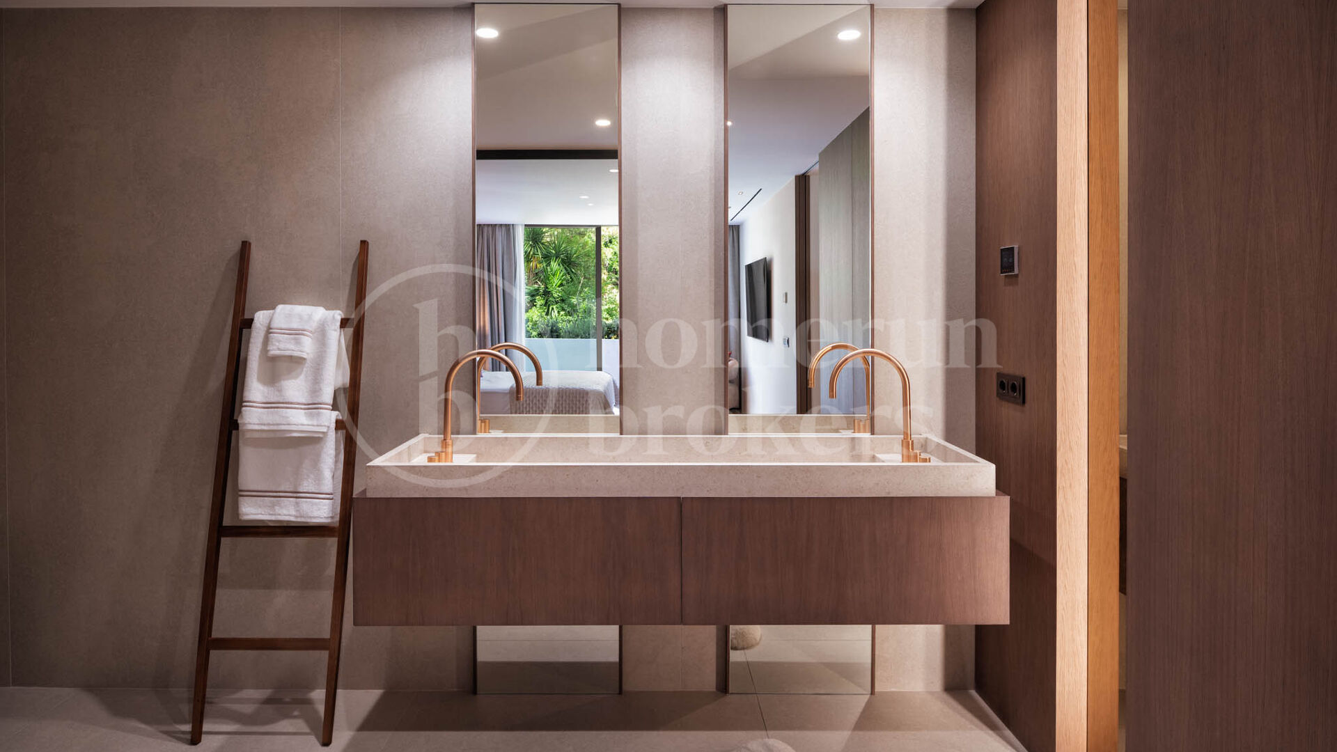 Penthouse Pura – Penthouse for Sale near the Golden Mile