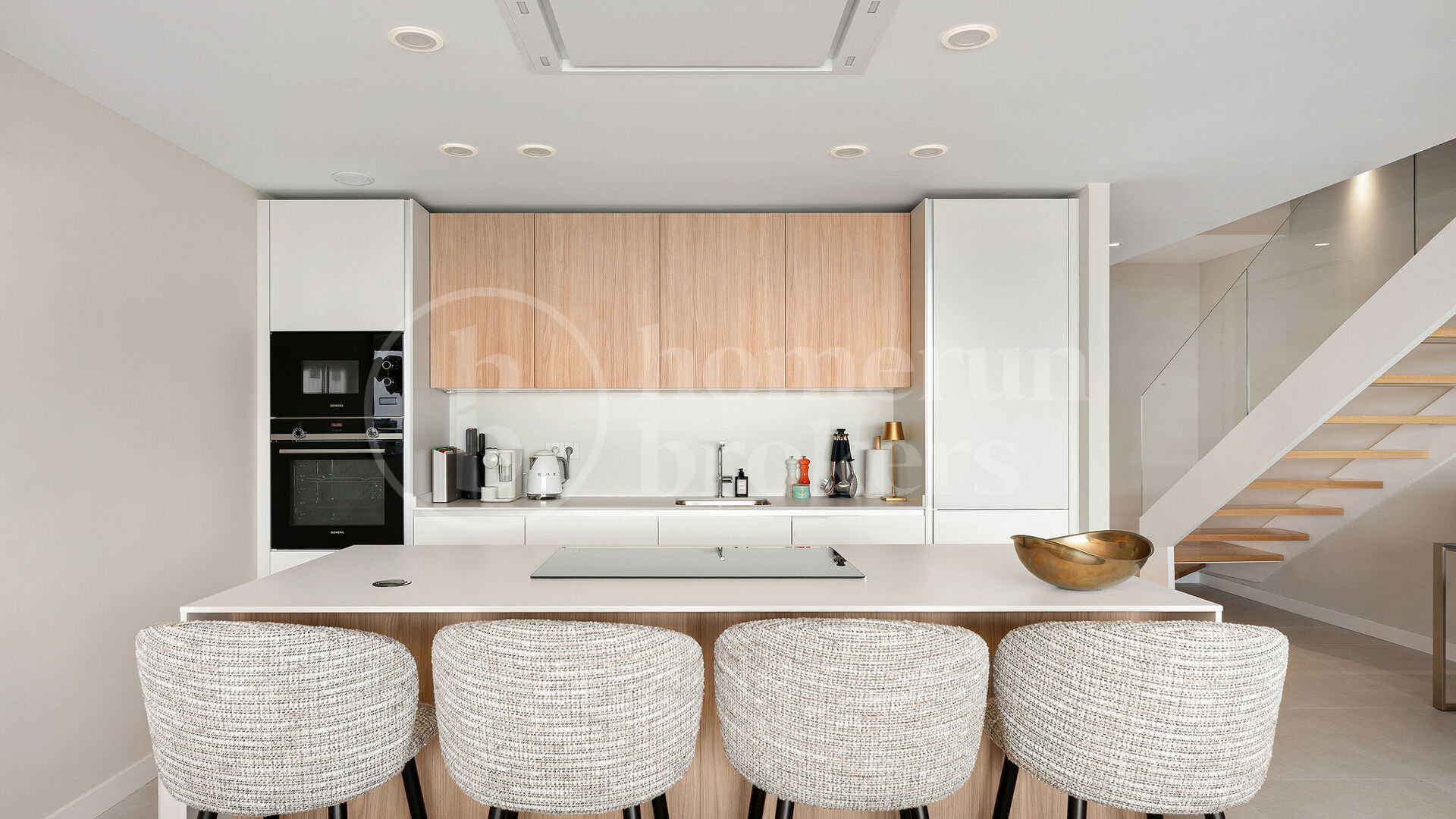 Apartment Australy – Newly Built Luxury Duplex Apartment