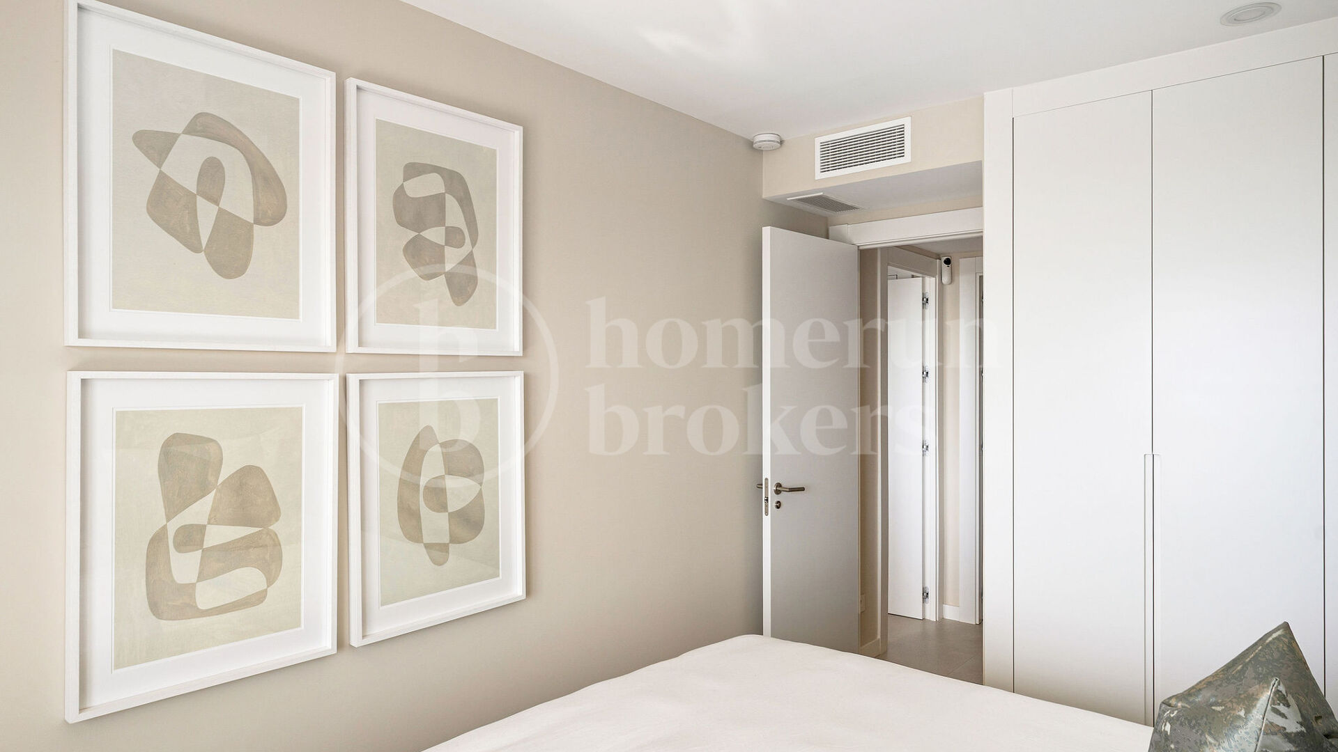 Apartment Australy – Newly Built Luxury Duplex Apartment