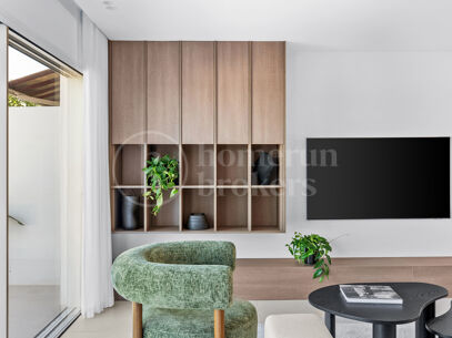Casa Zia – Modern Townhouse for Sale in Nueva Andalucía