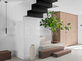 Casa Zia – Modern Townhouse for Sale in Nueva Andalucía