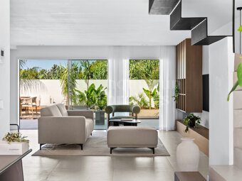 Casa Zia – Modern Townhouse for Sale in Nueva Andalucía