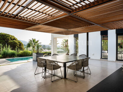 Villa Milano - Modern Villa med 5 Sovrum och Utsikt över La Concha i Nueva Andalucía