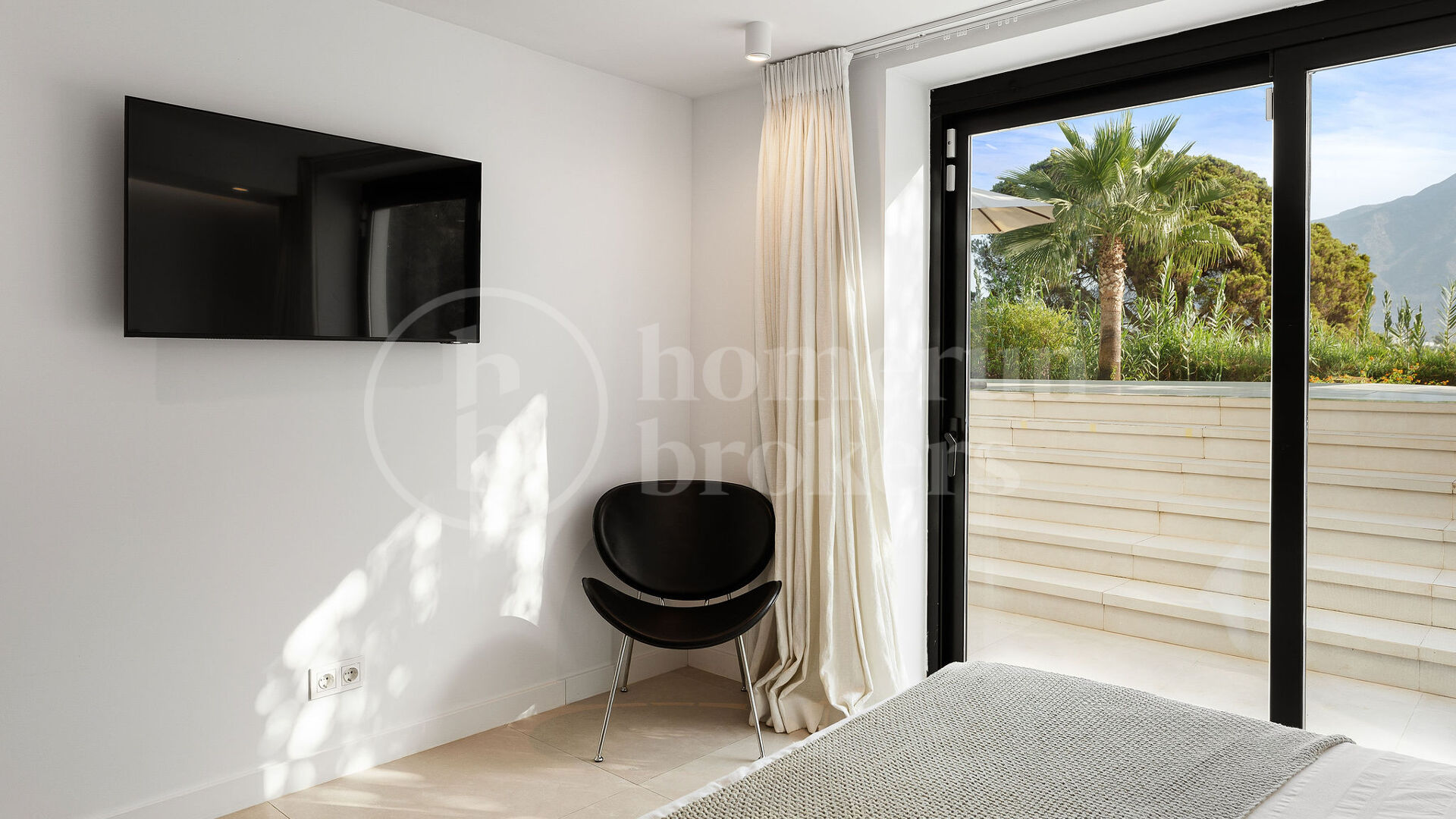 Villa Milano - Modern Villa med 5 Sovrum och Utsikt över La Concha i Nueva Andalucía