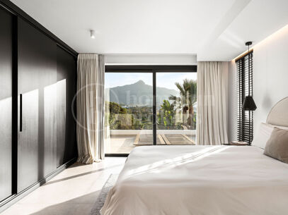 Villa Milano - Modern Villa med 5 Sovrum och Utsikt över La Concha i Nueva Andalucía