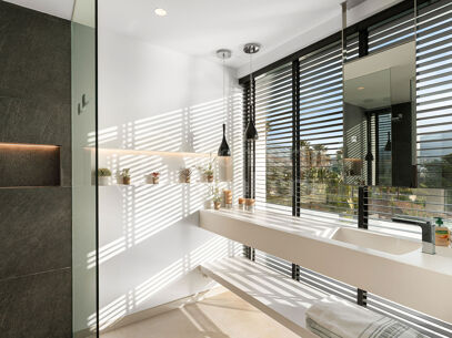 Villa Milano - Modern Villa med 5 Sovrum och Utsikt över La Concha i Nueva Andalucía