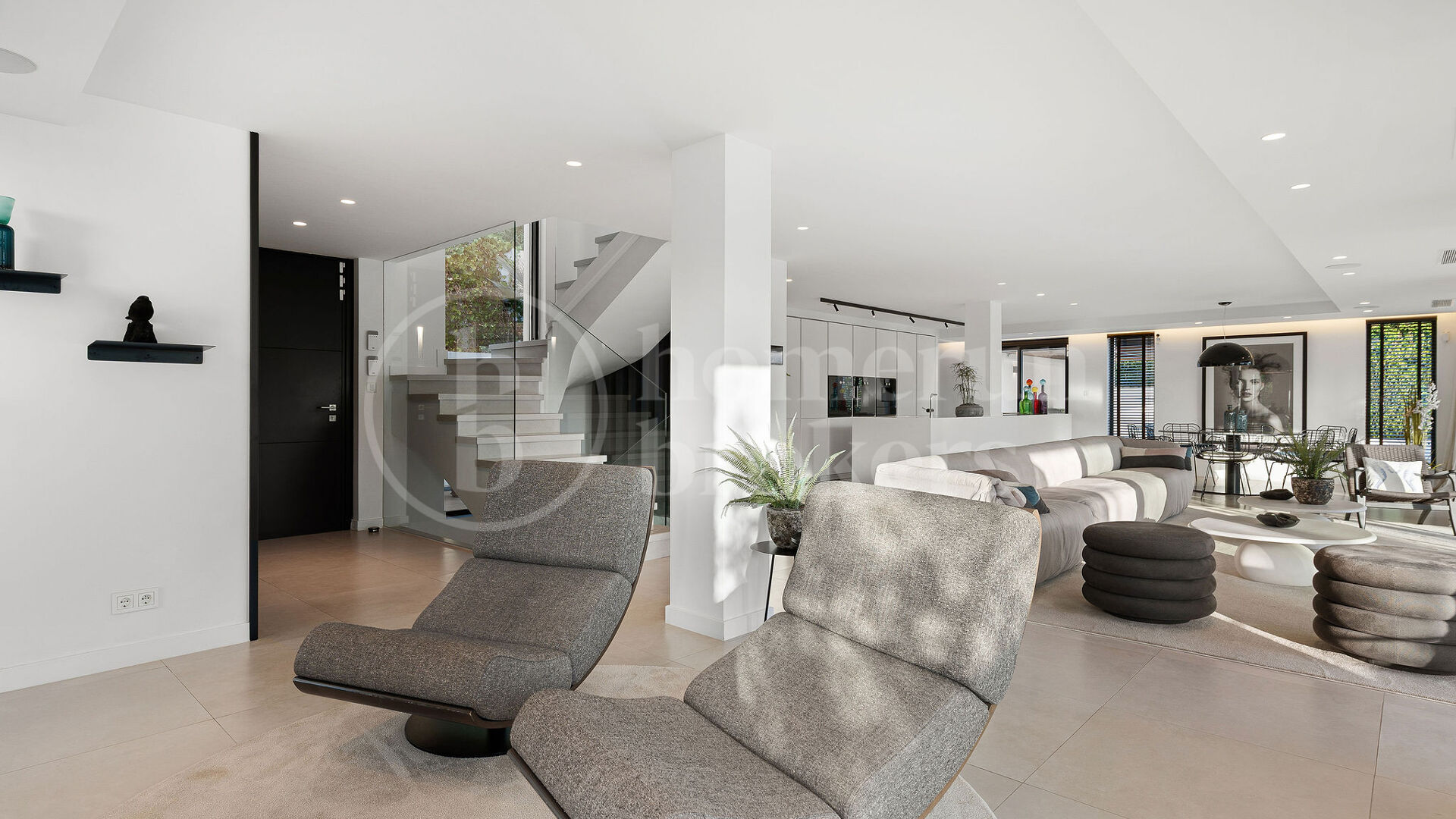 Villa Milano - Modern Villa med 5 Sovrum och Utsikt över La Concha i Nueva Andalucía
