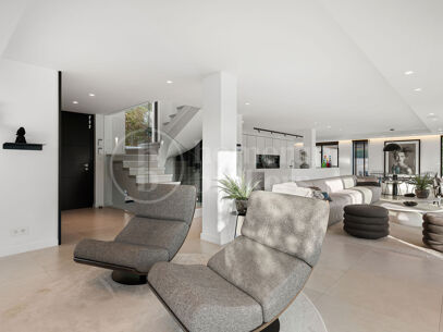 Villa Milano - Modern Villa med 5 Sovrum och Utsikt över La Concha i Nueva Andalucía