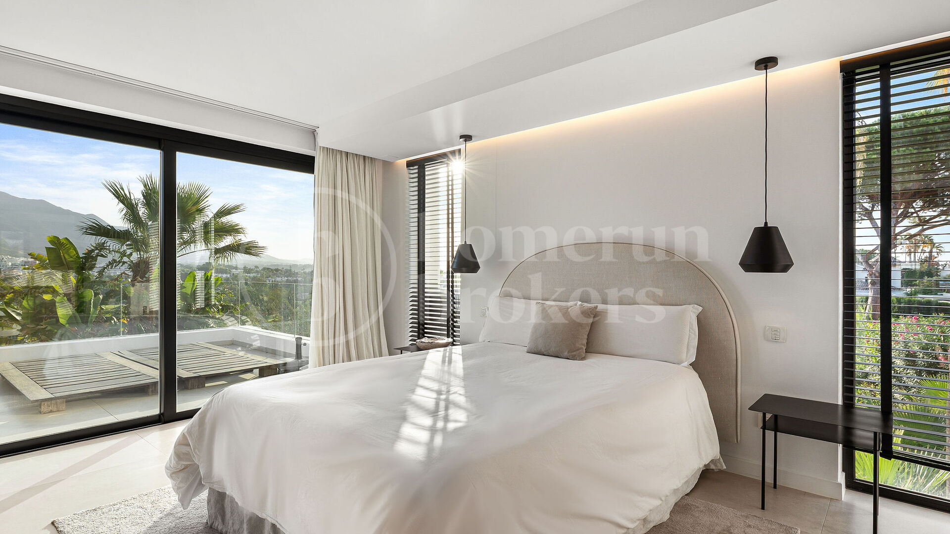 Villa Milano - Modern Villa med 5 Sovrum och Utsikt över La Concha i Nueva Andalucía