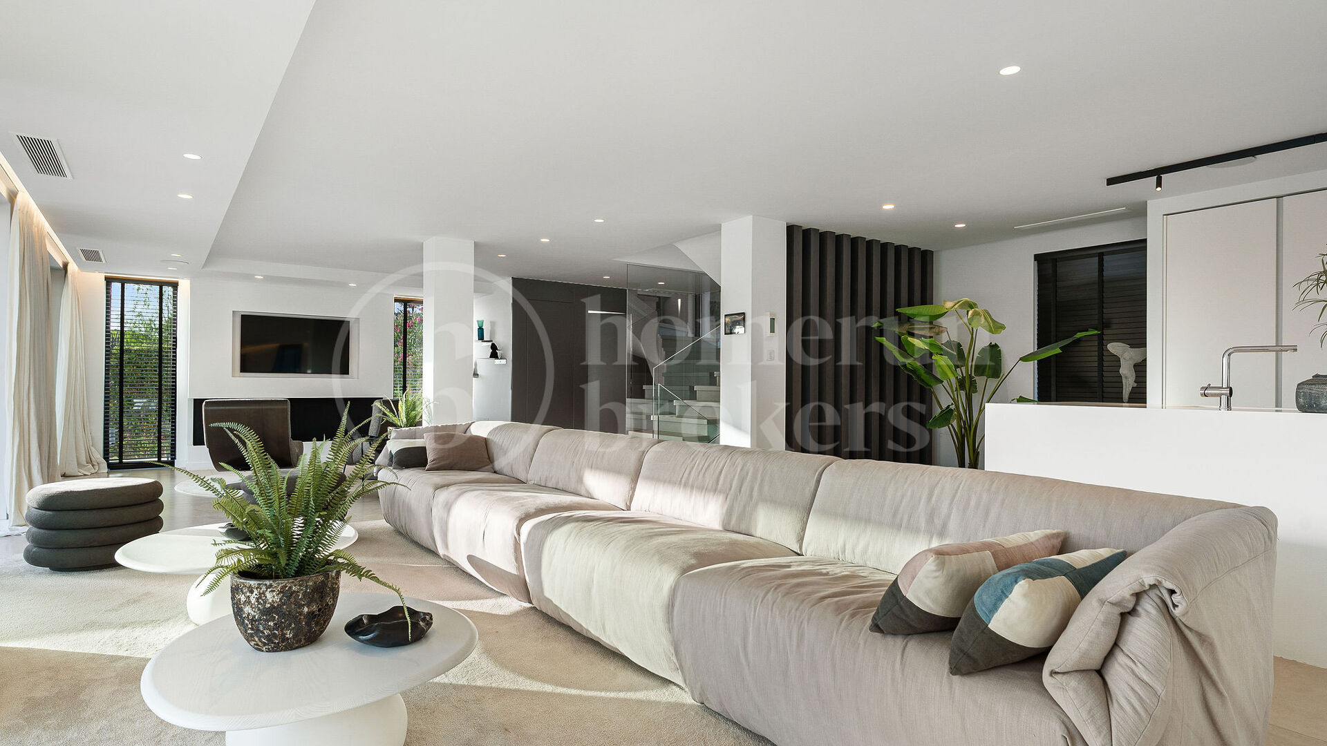 Villa Milano - Modern Villa med 5 Sovrum och Utsikt över La Concha i Nueva Andalucía
