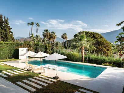 Villa Milano - Modern Villa med 5 Sovrum och Utsikt över La Concha i Nueva Andalucía