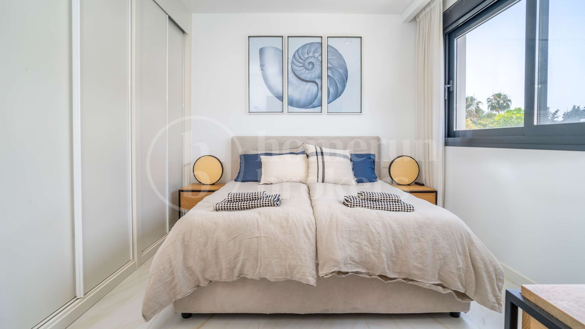 Marein Townhouse - Modernt Radhus med 3 Sovrum i Nueva Andalucía
