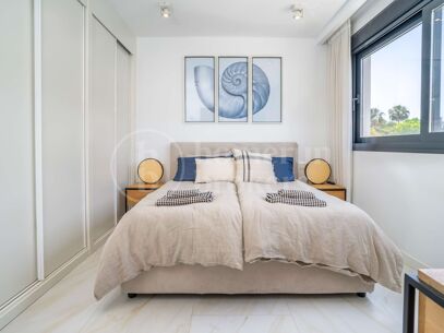 Marein Townhouse - Modernt Radhus med 3 Sovrum i Nueva Andalucía