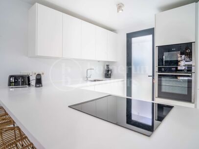 Marein Townhouse - Modernt Radhus med 3 Sovrum i Nueva Andalucía