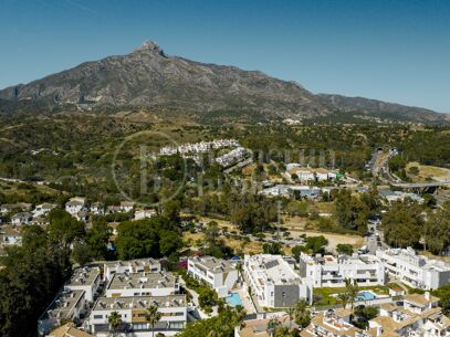 Marein Townhouse - Modernt Radhus med 3 Sovrum i Nueva Andalucía