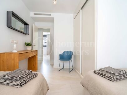 Marein Townhouse - Modernt Radhus med 3 Sovrum i Nueva Andalucía
