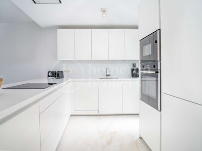 Marein Townhouse - Modernt Radhus med 3 Sovrum i Nueva Andalucía