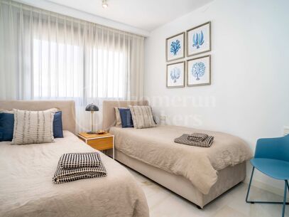 Marein Townhouse - Modernt Radhus med 3 Sovrum i Nueva Andalucía