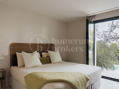 Villa Serene - a Luxury Retreat in El Madroñal