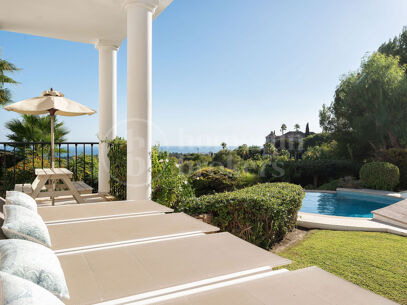 Villa Renata – Luxury Villa for Sale in Marbella Hill Club