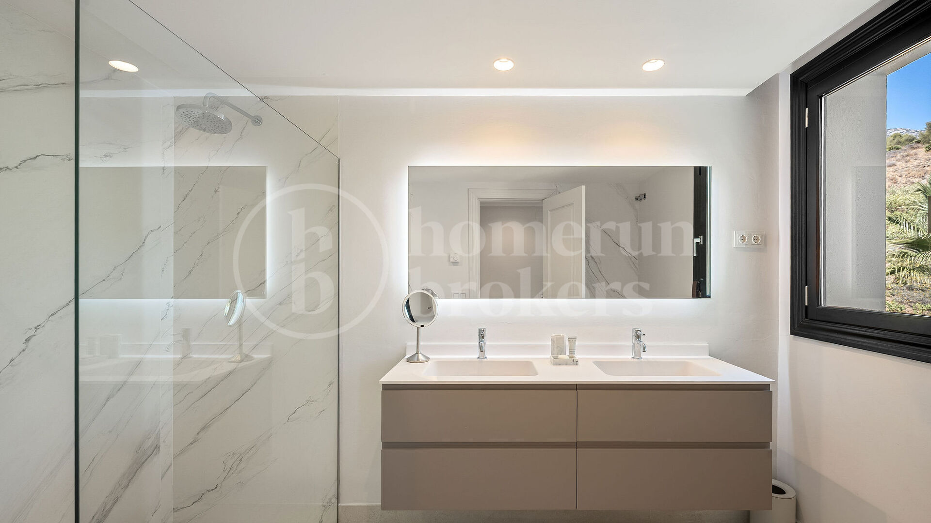 Villa Renata – Luxury Villa for Sale in Marbella Hill Club