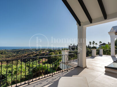 Villa Renata – Luxury Villa for Sale in Marbella Hill Club