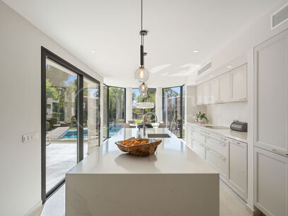 Villa Renata – Luxury Villa for Sale in Marbella Hill Club