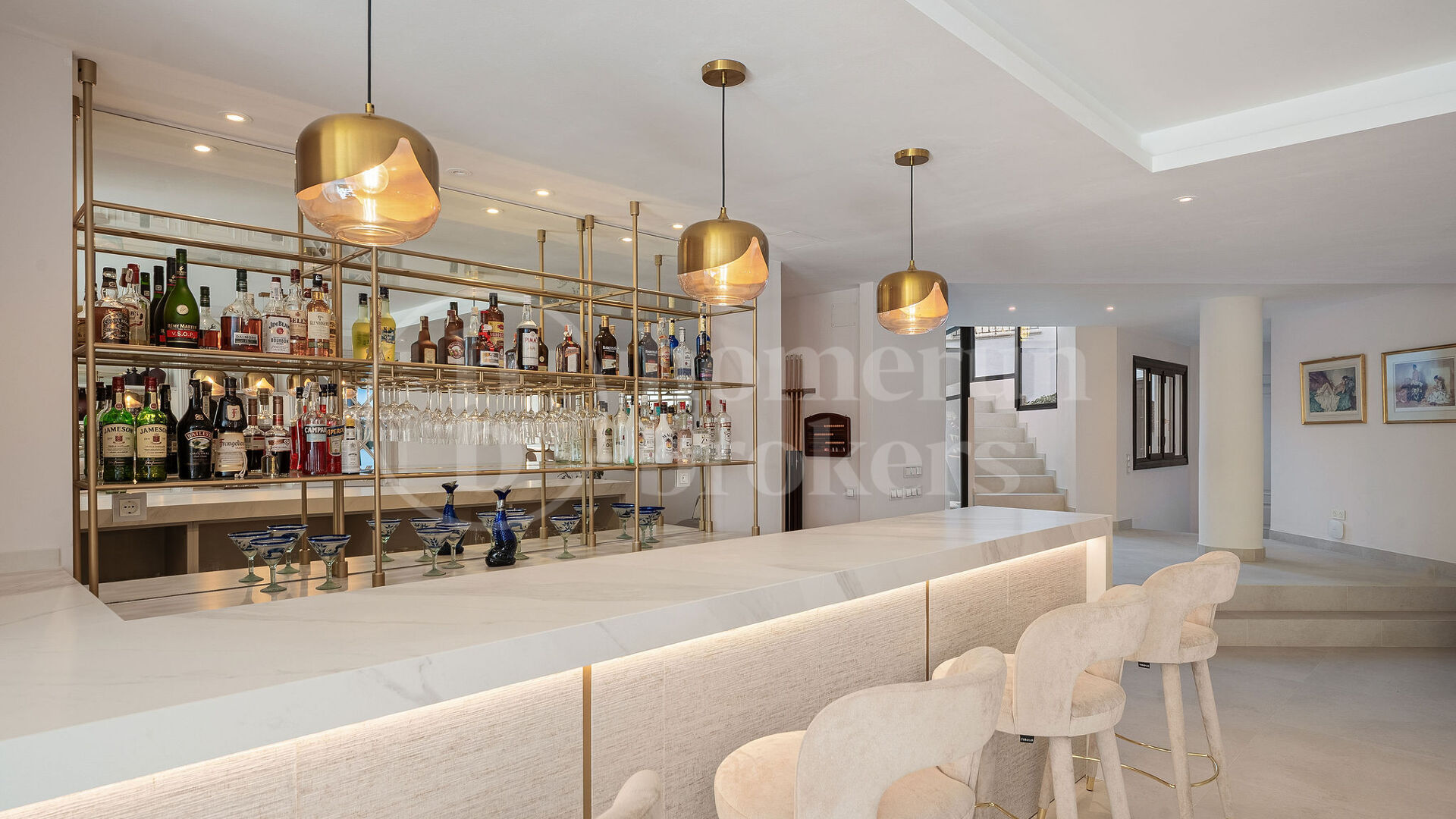 Villa Renata – Luxury Villa for Sale in Marbella Hill Club