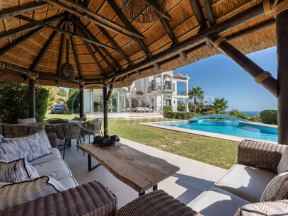 Villa Renata – Luxury Villa for Sale in Marbella Hill Club