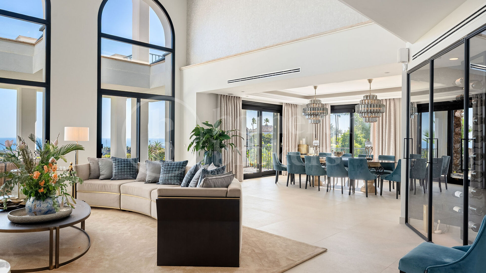 Villa Renata – Luxury Villa for Sale in Marbella Hill Club