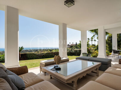Villa Renata – Luxury Villa for Sale in Marbella Hill Club