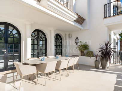 Villa Renata – Luxury Villa for Sale in Marbella Hill Club