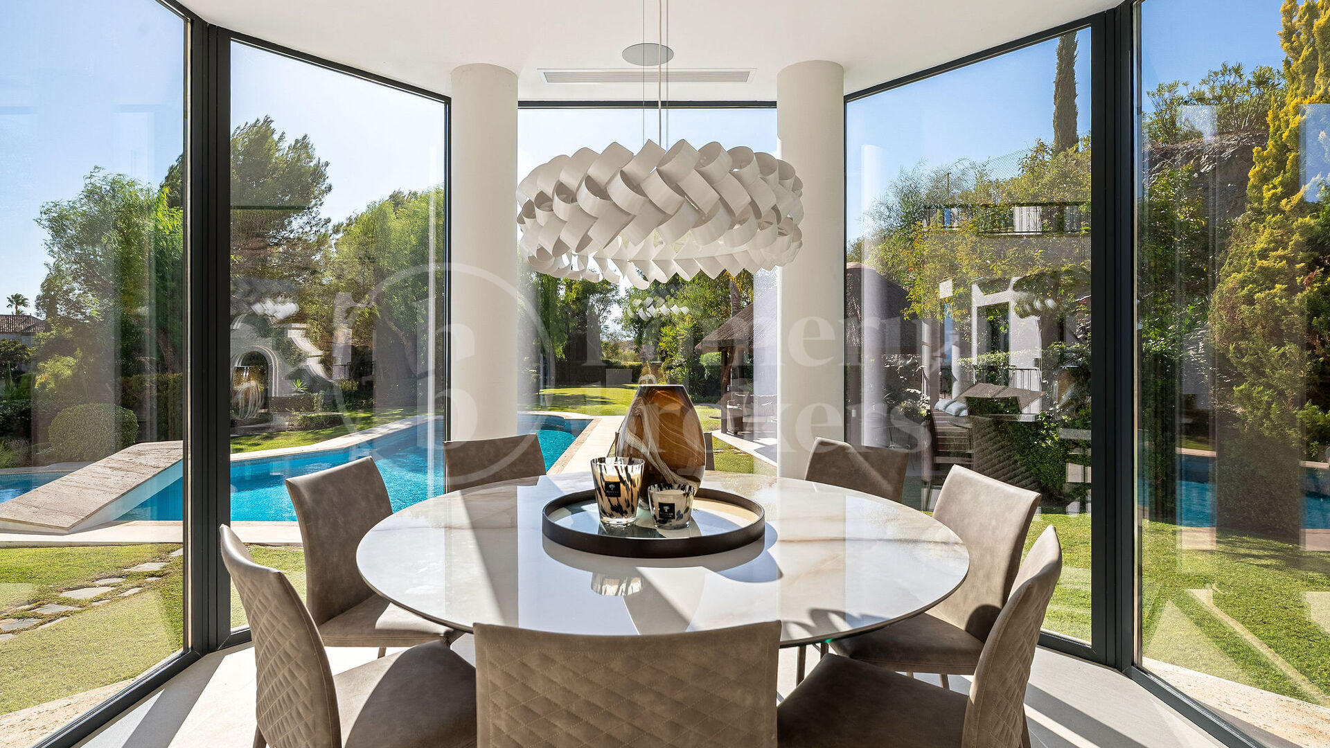 Villa Renata – Luxury Villa for Sale in Marbella Hill Club