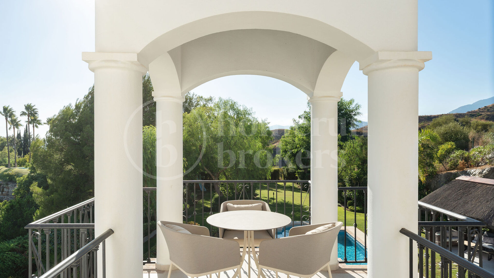 Villa Renata – Luxury Villa for Sale in Marbella Hill Club