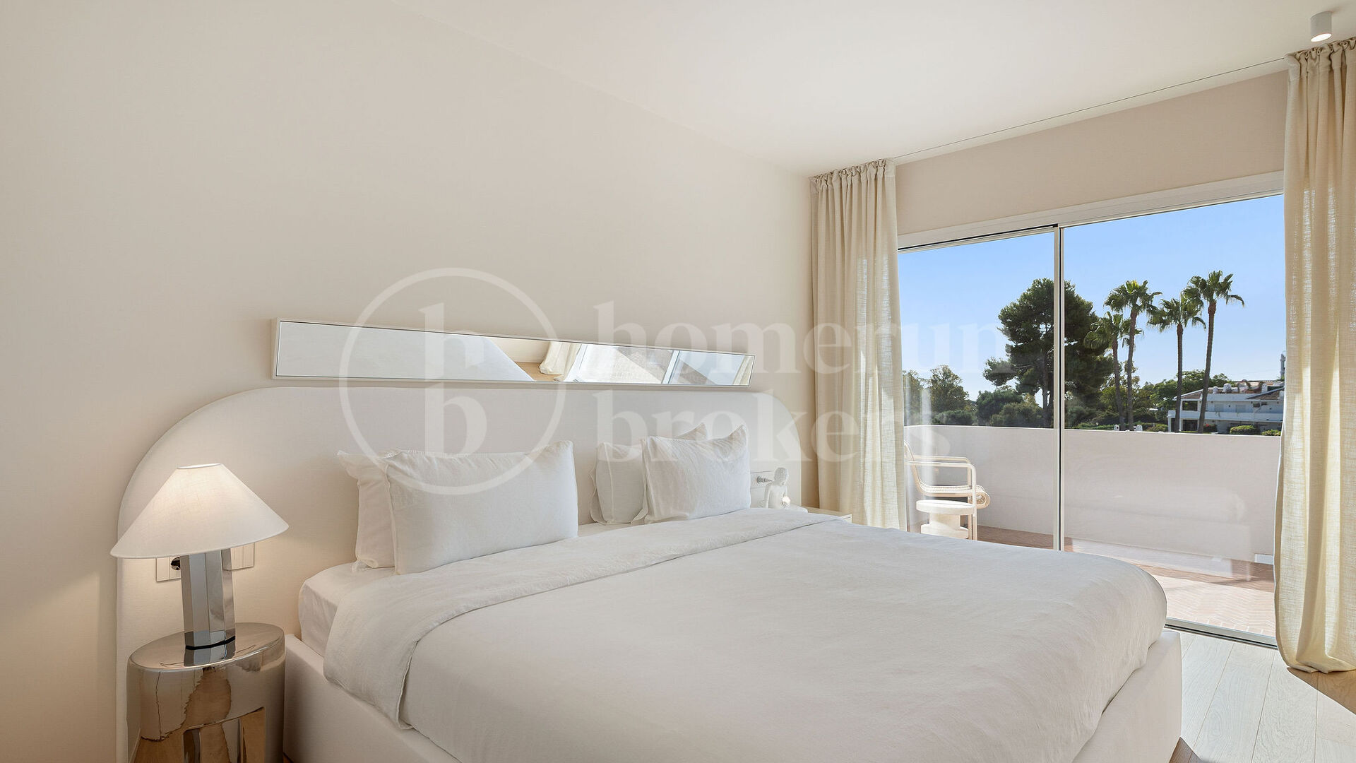 Casa Los Dragos – Luxury Fully Renovated Penthouse in Nueva Andalucia