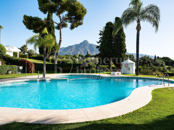 Casa Los Dragos – Luxury Fully Renovated Penthouse in Nueva Andalucia