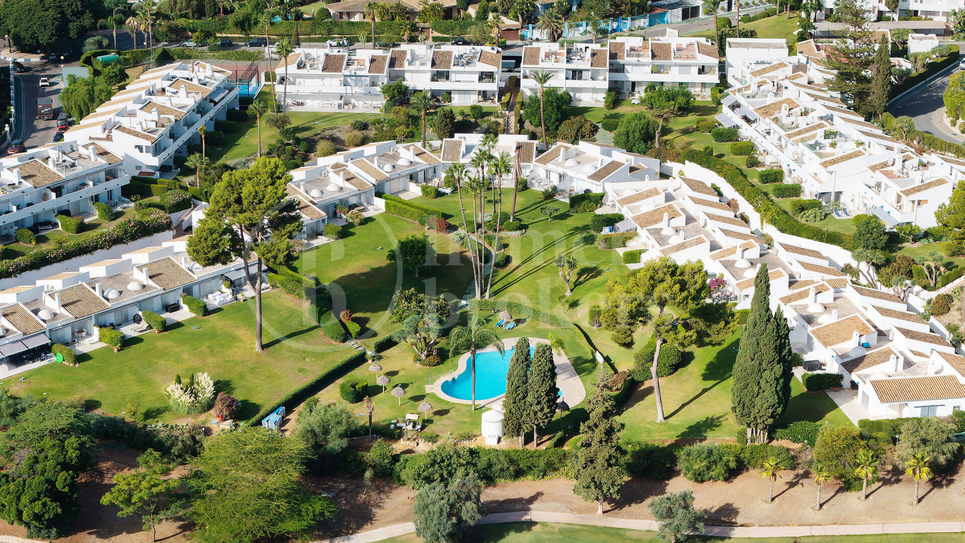 Casa Los Dragos – Luxury Fully Renovated Penthouse in Nueva Andalucia