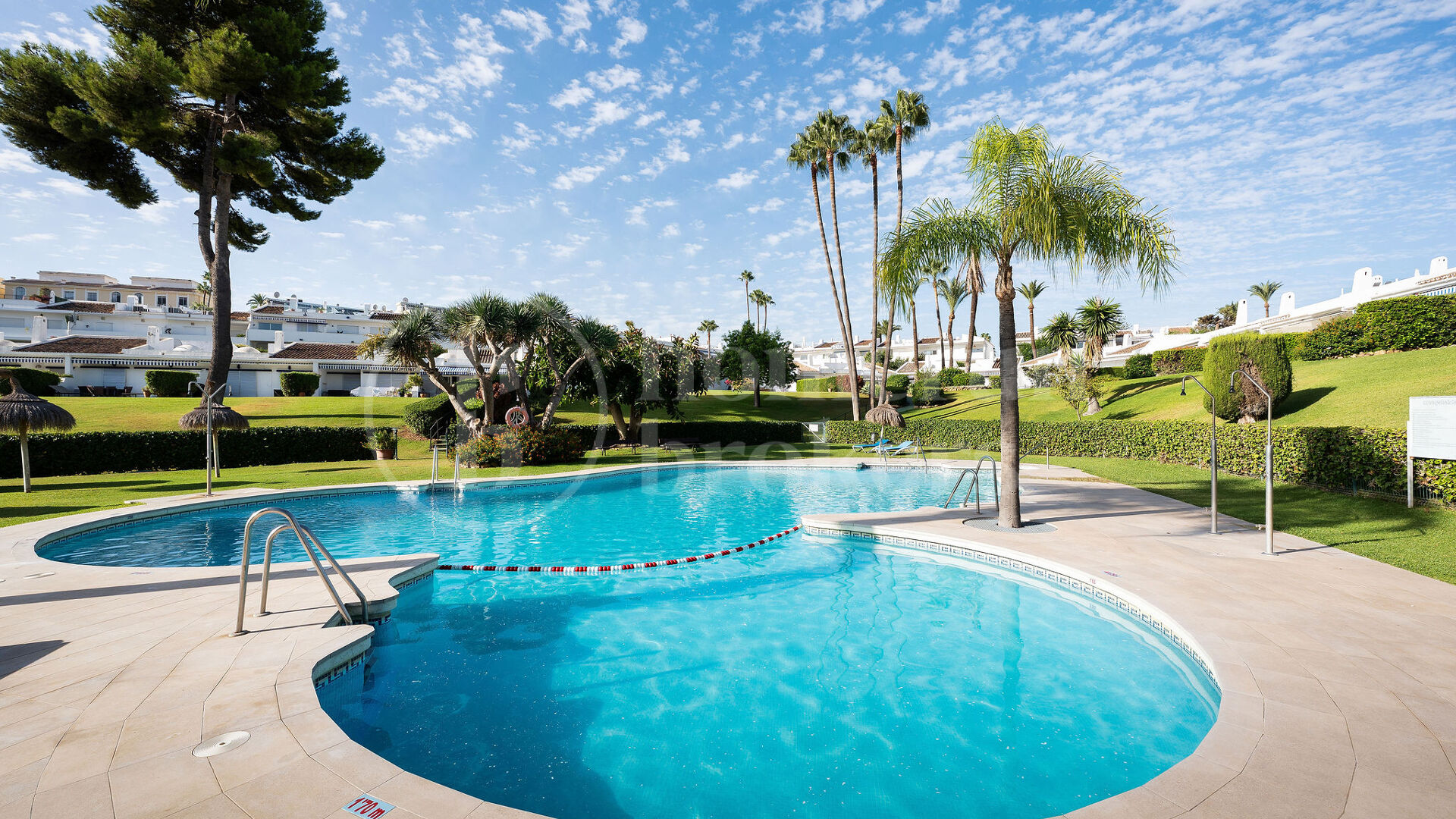 Casa Los Dragos – Luxury Fully Renovated Penthouse in Nueva Andalucia